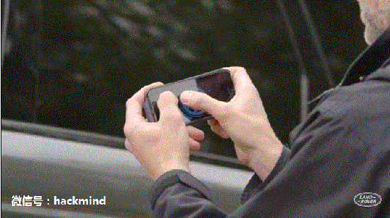 用手機開路虎，城里人真會玩
